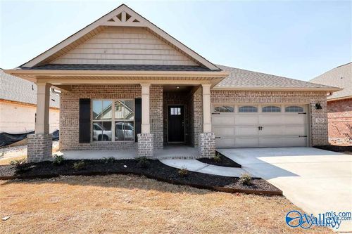 15626 Ironcrest Dr Nw, Harvest, AL, 35749-7993 | Card Image
