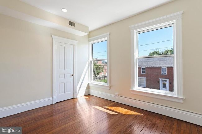 408 W King St, Home with 0 bedrooms, 4 bathrooms and null parking in MARTINSBURG WV | Image 52