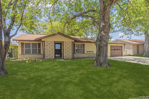 638 Prestwick Blvd, San Antonio, TX, 78223-2442 | Card Image