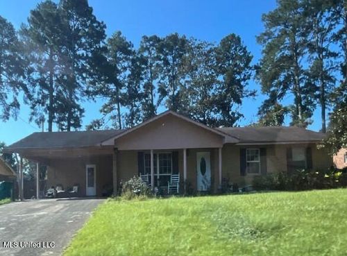 411 Crider Dr, Brookhaven, MS, 39601-2401 | Card Image