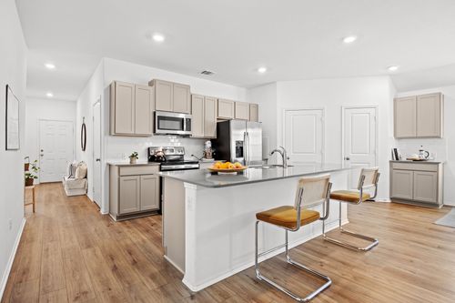 124 Perfect World Loop, Jarrell, TX, 76537-8014 | Card Image