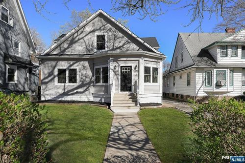 287 Orange Road, Montclair, NJ, 07042 | Card Image