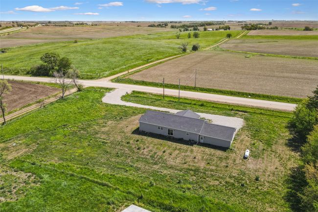 1101 Creamery Rd, Home with 3 bedrooms, 2 bathrooms and null parking in Dexter IA | Image 32
