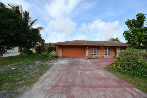 712 E Boulevard Chatelaine, Delray Beach, FL, 33445-2211 | Card Image