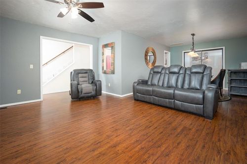 10503 White Oak Canyon Rd, Oklahoma City, OK, 73162-6663 | Card Image