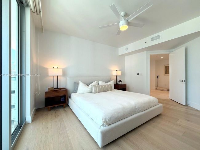 APT-2002 - 1331 Brickell Bay Dr, Condo with 2 bedrooms, 2 bathrooms and null parking in Miami FL | Image 15