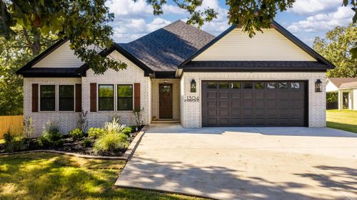 1304 E Maryland Ave, Sherwood, AR, 72120-2996 | Card Image