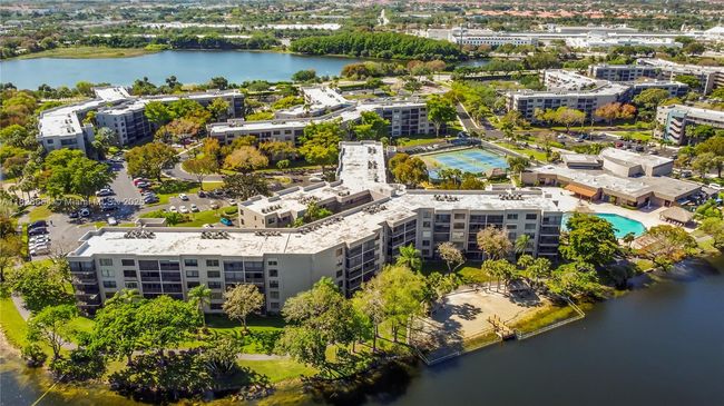 APT-504 - 1100 Colony Point Cir, Condo with 2 bedrooms, 2 bathrooms and null parking in Pembroke Pines FL | Image 23