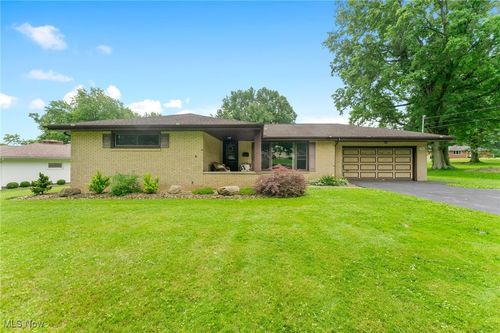 7596 Connelly Road, Masury, OH, 44438 | Card Image