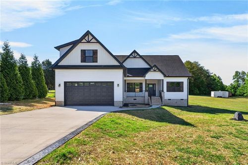 2361 Chaucer Ln, Winston-Salem, NC, 27107-4411 | Card Image