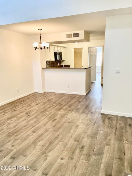 2042-2333 E Southern Ave, Tempe, AZ, 85282-7638 | Card Image