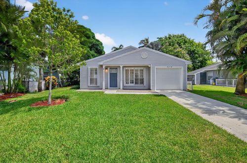 5319 Courtney Cir, Boynton Beach, FL, 33472-1249 | Card Image