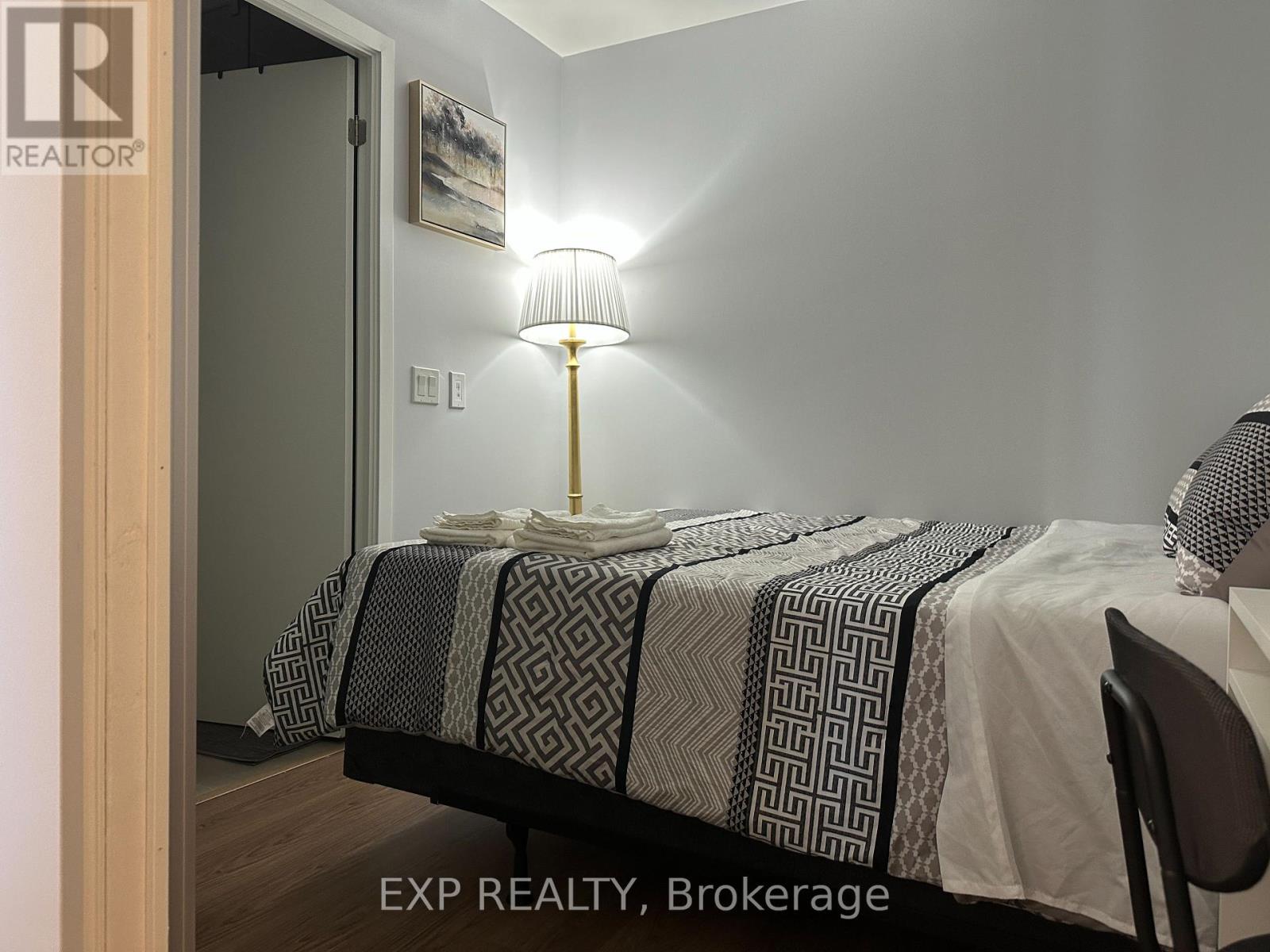 Residential Lease in Toronto (Waterfront Communities) 3