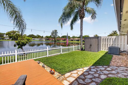 43 Mayfair Ln, Boynton Beach, FL, 33426-7728 | Card Image