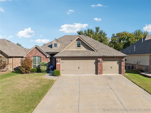 5317 Skylane Dr, Sand Springs, OK, 74063-3260 | Card Image