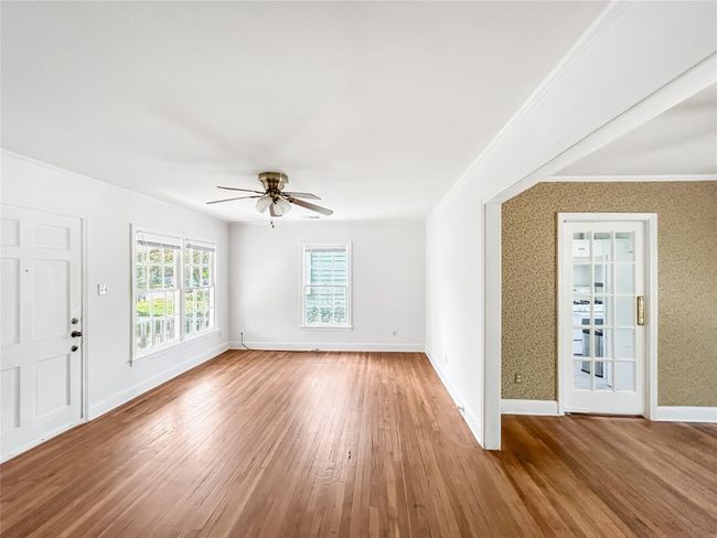 Living Room | Image 9