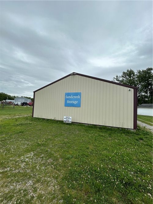 1400 S Main St, Paris, IL, 61944-2829 | Card Image