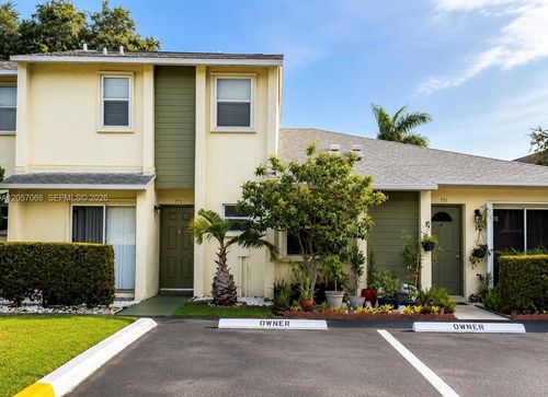 773-773 Crystal Lake Dr, Deerfield Beach, FL, 33064-1962 | Card Image