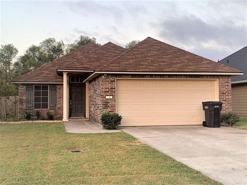 3303 Grand Lake Dr, Bossier City, LA, 71111-6360 | Card Image