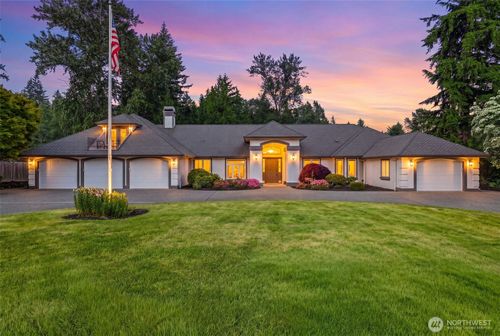 6420 224th Ave Ne, Redmond, WA, 98053-8148 | Card Image