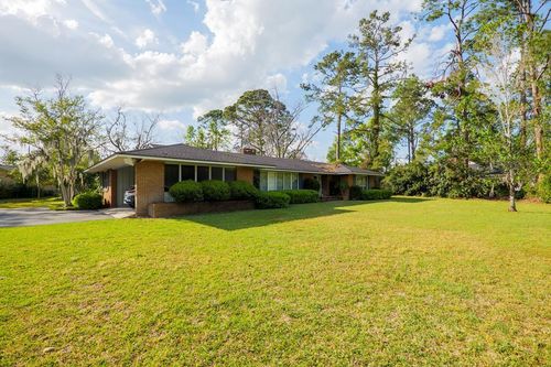 2524 Jerry Jones Dr, Valdosta, GA, 31602-1644 | Card Image