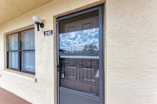 a210-305 30th Ave W, BRADENTON, FL, 34205-8087 | Card Image