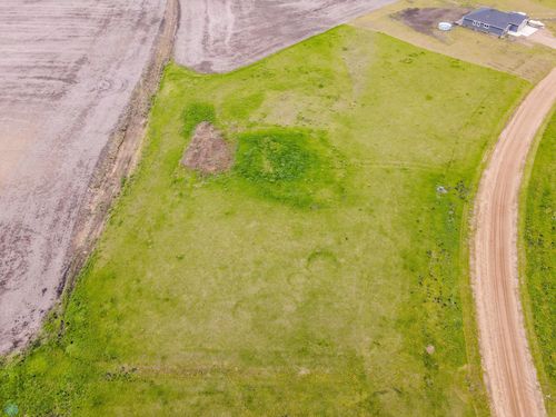 Lot 4 Blk 2 Svenningsen 1st Sub, Valley City, ND, 58072 | Card Image
