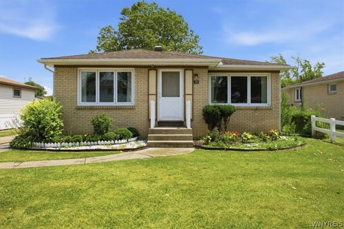 74 Lucy Ln, Cheektowaga, NY, 14225-4438 | Card Image