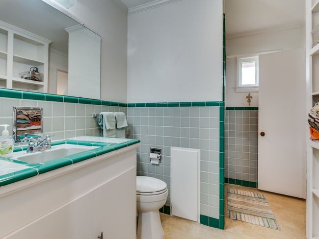 541 S Highway 67, House other with 3 bedrooms, 3 bathrooms and null parking in Cedar Hill TX | Image 19
