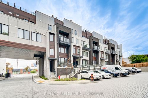 8-1479 O'Connor Dr, East York, ON, M4B0A7 | Card Image