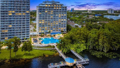 402-13427 Blue Heron Beach Dr, ORLANDO, FL, 32821-6302 | Card Image