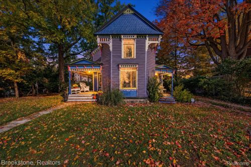 129 E Shadbolt St, Lake Orion, MI, 48362-3251 | Card Image