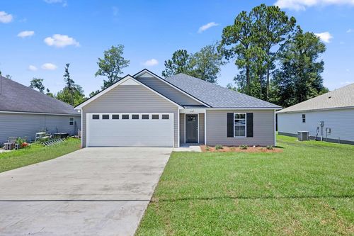445 Bryson Cir, Hahira, GA, 31632-1286 | Card Image