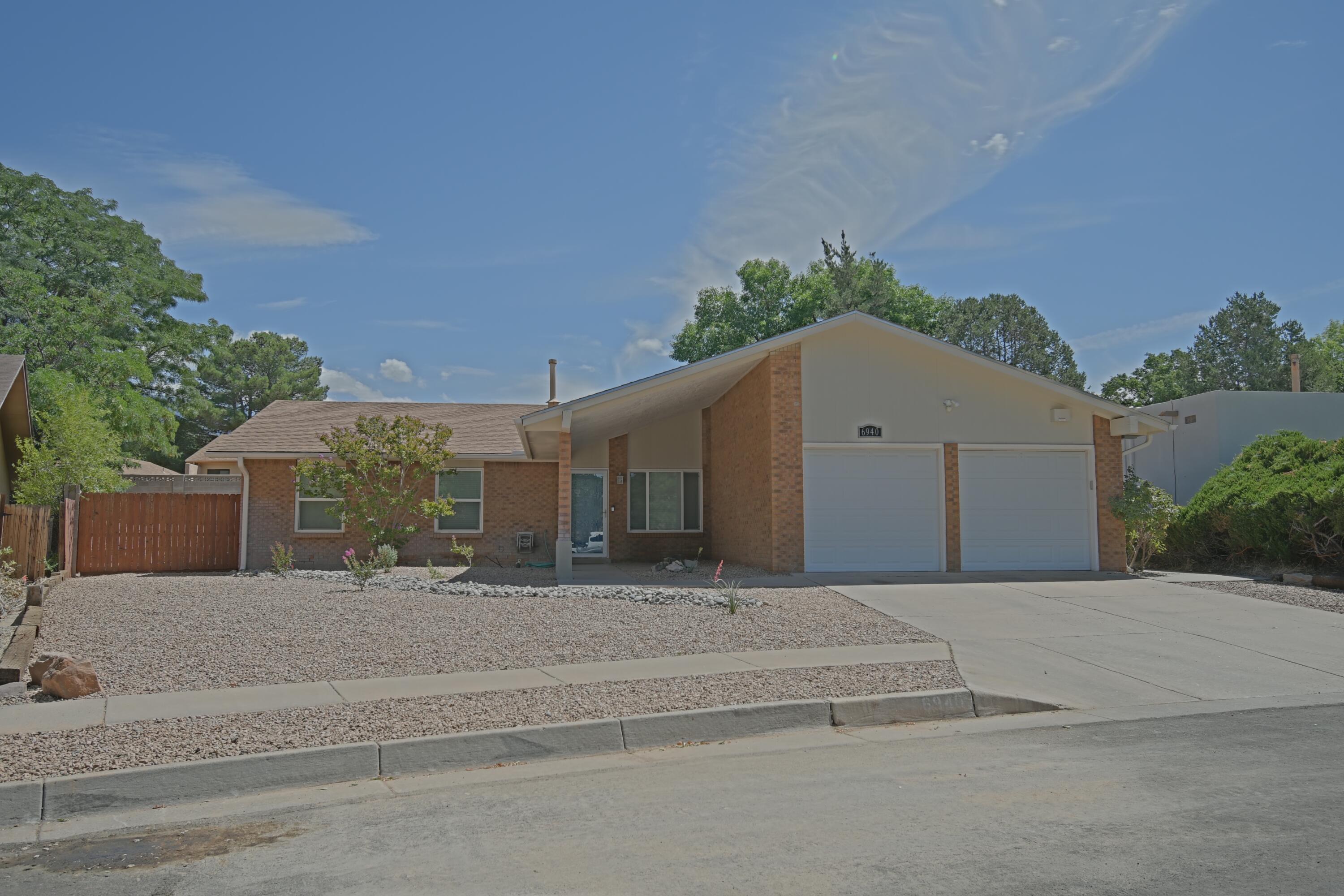 Cherry Hills Loop, Albuquerque, NM 87111