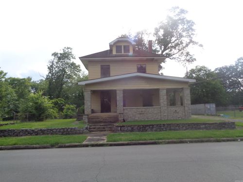 2600 Wolfe St, Little Rock, AR, 72206-1853 | Card Image