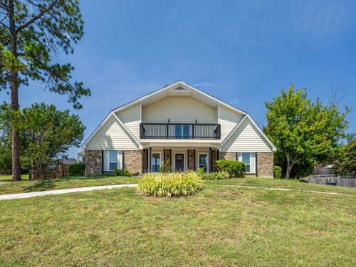 2226 Meadowview Dr, Garland, TX, 75043-1011 | Card Image