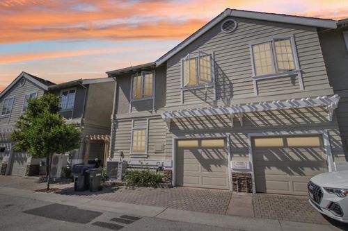 147 Fremont Ave, Los Altos, CA, 94022 | Card Image