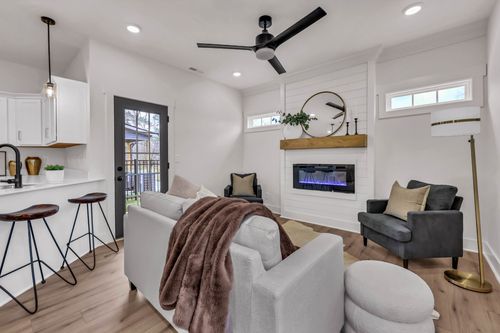 548 Charleston Cove Way, Clarksville, TN, 37043-2739 | Card Image