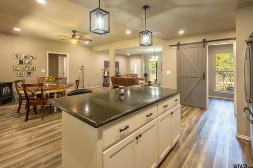 172 Private Road 6292, Mineola, TX, 75773-6539 | Card Image