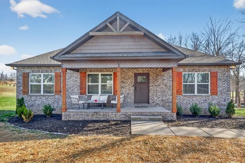 634 S Tunnel Rd, Gallatin, TN, 37066-8224 | Card Image