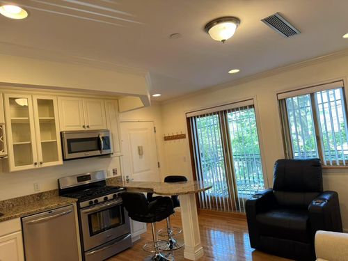 apt-a5-40 194th St, Flushing, NY, 11358-3045 | Card Image