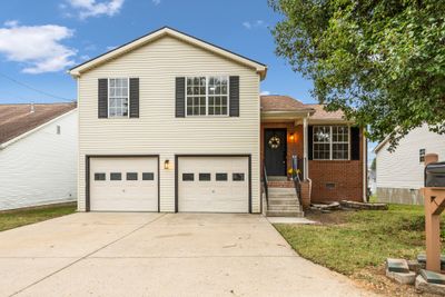 102 Edgehill Ln, House other with 3 bedrooms, 2 bathrooms and 2 parking in Hendersonville TN | Image 1