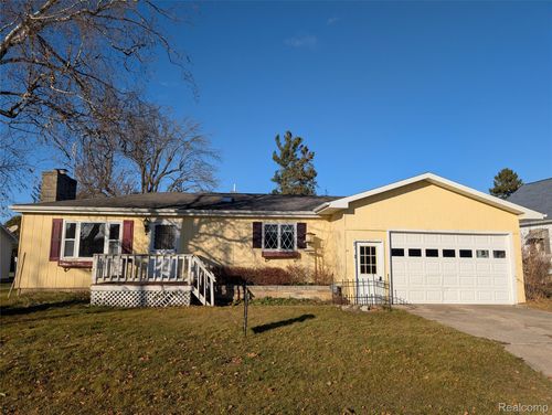 2123 Union St, Ubly, MI, 48475-7723 | Card Image