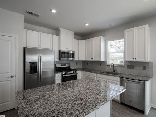221 Hipps Crossing Dr, Simpsonville, SC, 29680-8030 | Card Image