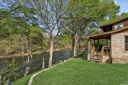 2630 Ponderosa Dr, New Braunfels, TX, 78132-2076 | Card Image