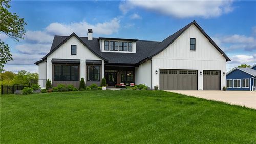 10028 Pineridge Rd, Effingham, IL, 62401-7723 | Card Image