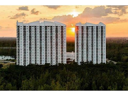 apt-1909-14951 Royal Oaks Ln, North Miami, FL, 33181-2482 | Card Image