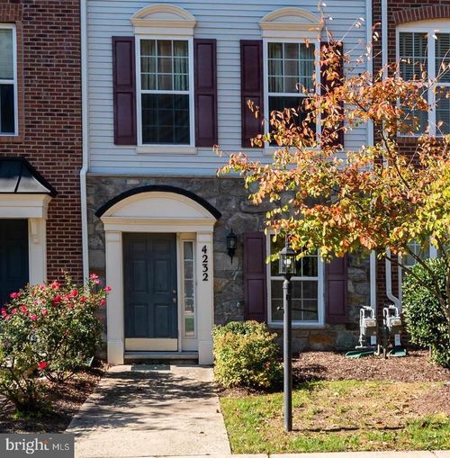 4232 Potomac Highlands Cir, TRIANGLE, VA, 22172-1783 | Card Image