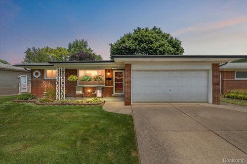 11939 Farnum Ave, Warren, MI, 48093-4693 | Card Image