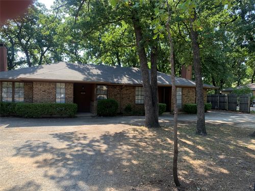 2205 Landmark Court, Arlington, TX, 76013 | Card Image